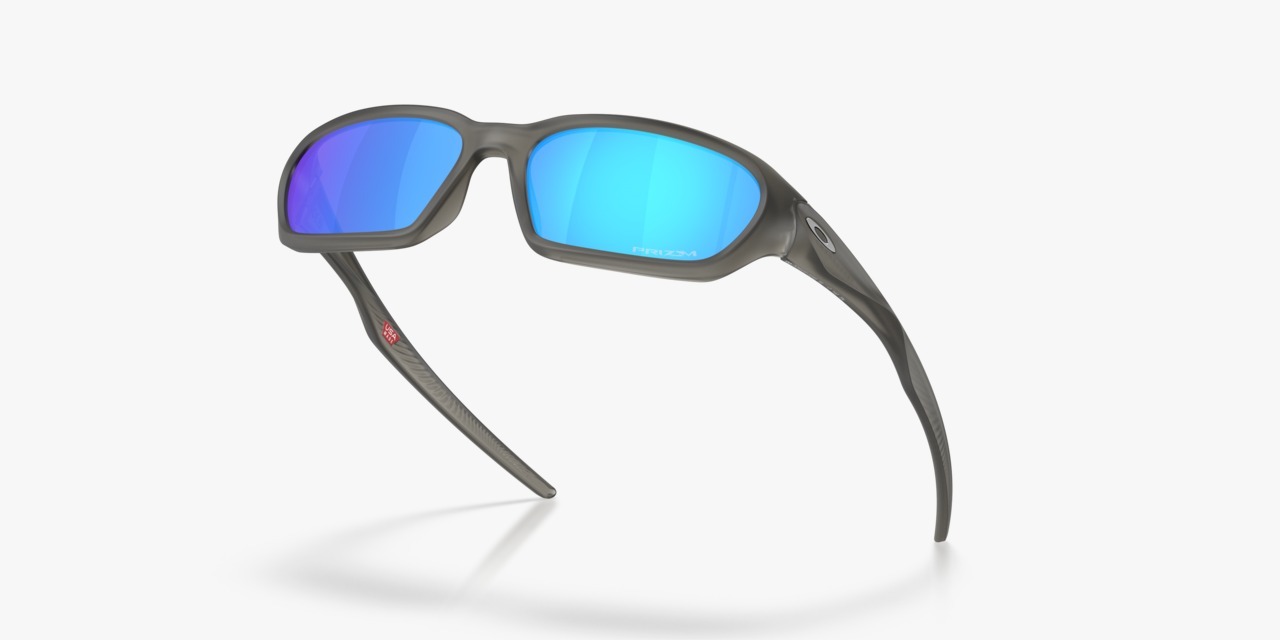 משקפי שמש OAKLEY OO9530-0258 4 משקפי שמש OAKLEY OO9530-0258